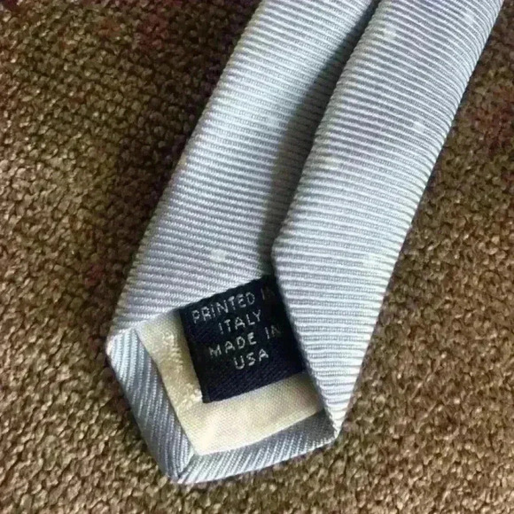 Brooks Brothers Blue Polka Dot Necktie - Picture 2 of 4